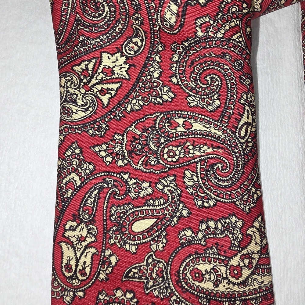 Brooks Brothers Tie‎ Mens Silk Woven Paisley Classic Made USA Dress Necktie Red